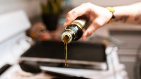 OÖ kocht Kürbiskernöl