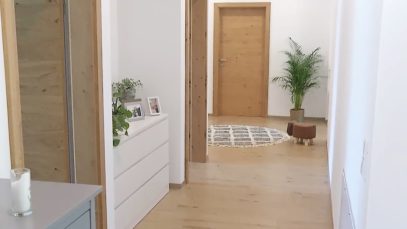 Keramo Fliesen im ganzen Haus