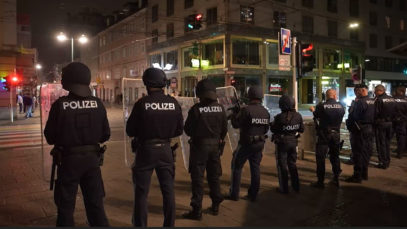 111 Halloween Festnahme