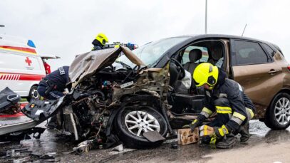 111 Unfall B3 Vater Sohn