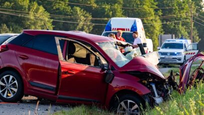 111 Autounfall Niederneukirchen