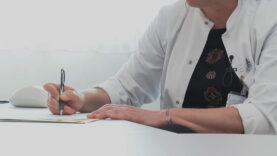 111 Ärztin attackiert