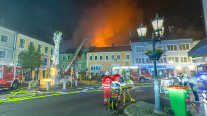 111 Brand Flammen