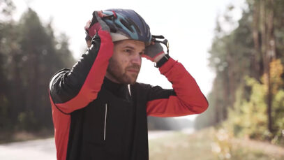 111 Helmpflicht E-Bikes