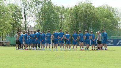 240505_Blau_Weiß_Klassenerhalt