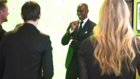 Mömax Bruce Darnell