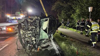 111 Autounfall Mondsee