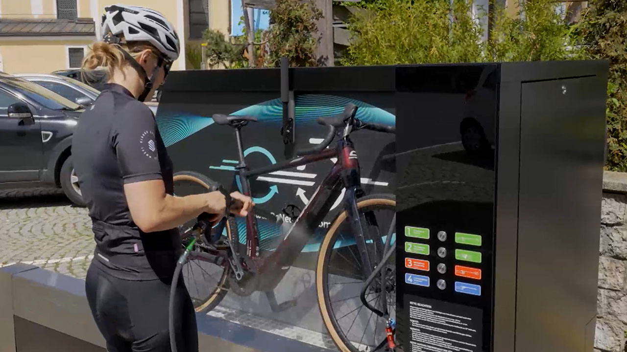 Mhlviertler erfindet Bike-Waschanlage  LT1  Obersterreichs grter  Privatsender