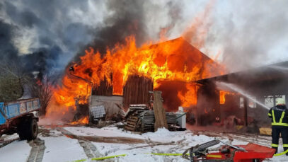 111 Maschinenhalle brennt