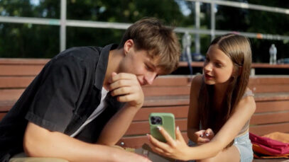 111 Social Media Verbot