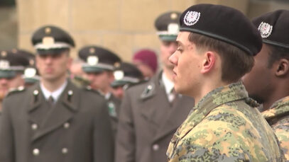 111 Bundesheer Haare