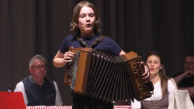 Gstanzl singa