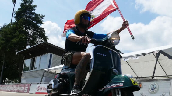 111 Vespa
